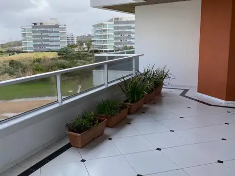 Departamento en Venta de 5 ambientes