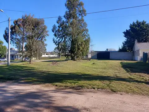 Capitán de Fragata Pedro Giachino 900