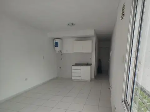 Departamento en Alquiler en Centro, $ 300.000