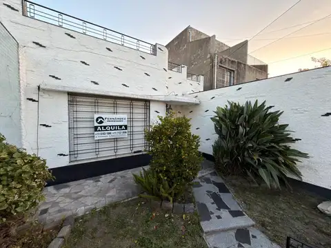 Alquiler casa de 3 ambientes en Villa Dominico