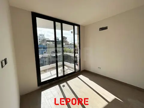 Av. Federico Lacroze 3736