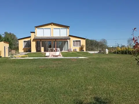 Chacras de la Reserva. OPORTUNIDAD. Casa c/pileta.