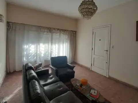 Casa en Venta en Paso del Rey, USD 130.000