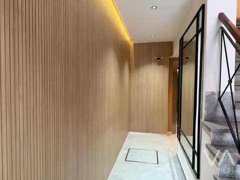 Oficina en alquiler con un despacho. Zona Guemes.