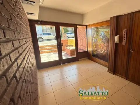 Evaristo Carriego 100, Piso 2