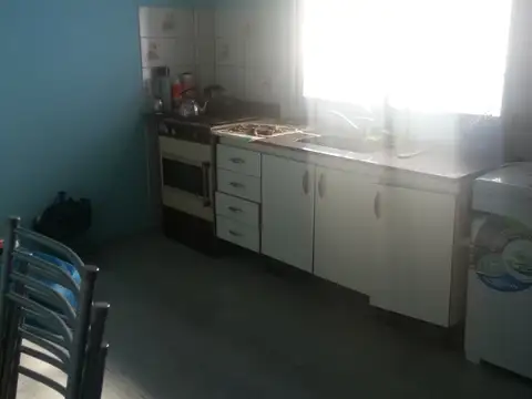 Pueyrredón 100, Piso 1