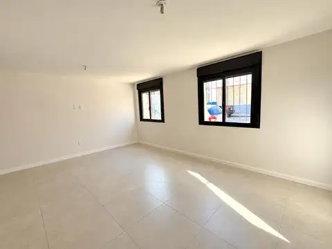 Venta casa Parque Rodo 2 dormitorios c parrillero