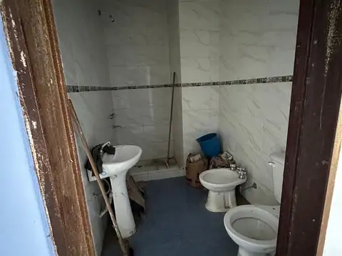 Casa 3 ambientes con 2 baños