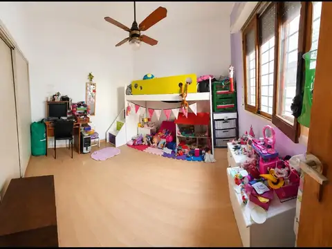 Depto Tipo Casa 4 ambientes con 2 baños