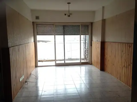 Ameghino 700, Piso 2°