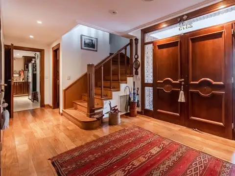 Casa en Alquiler de 5 dormitorios