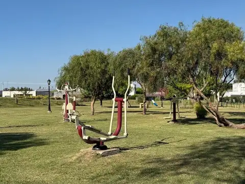 Terreno en Venta en Pilar del Este - San Ramiro, USD 56.000