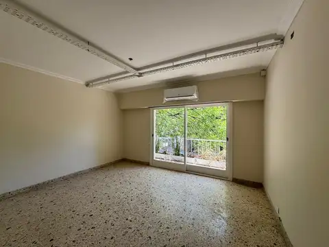 Local en Alquiler en Villa Luro, USD 1.500