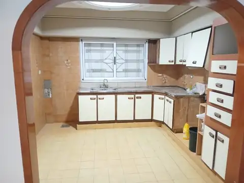 ALQUILER- CASA DE 4 AMBIENTES, Gregorio de Laferrere