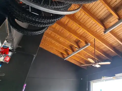 Salón comercial con vivienda ? Tropero Sosa