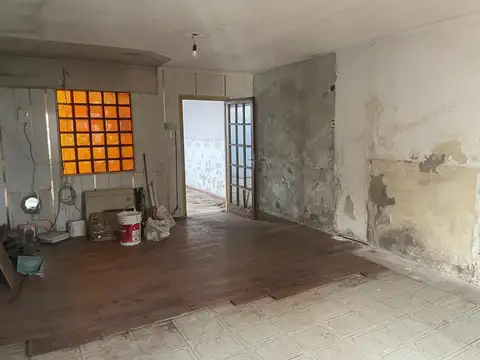 Casa 3 ambientes con 1 baño