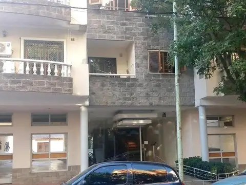 DEPARTAMENTO 3 DORMITORIOS  CON TERRAZA PROPIA  CON PARRILLA
