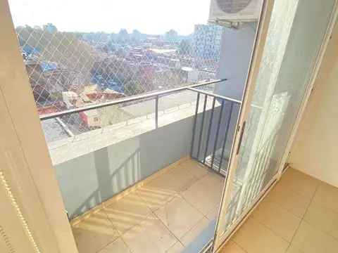 Departamento en Venta en Pompeya, USD 75.000