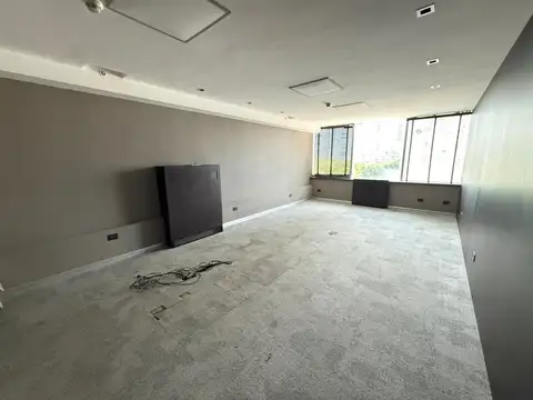 Manuela Saenz 323 , Piso 5