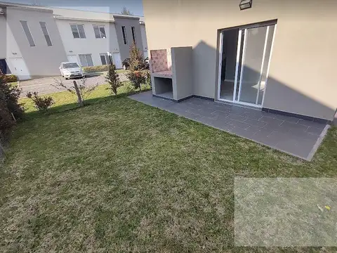 Departamento en Venta en Villa Rosa, USD 94.999