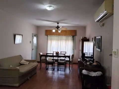 FRANCISCO LARRAZA 2200