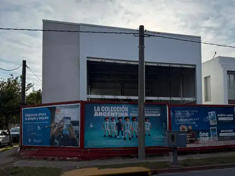 Local en Alquiler en Urca, $ 3.000.000