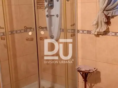 Depto Tipo Casa en Venta con 1 cocheras