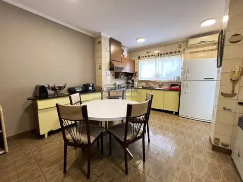 Casa en Venta en San Nicolás, USD 240.000