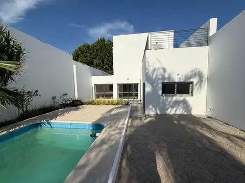 Casa de 2 dormitorios en alquiler