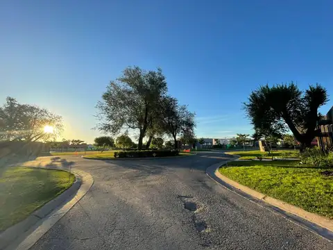 Terreno en Venta en Pilar Del Este, USD 75.000