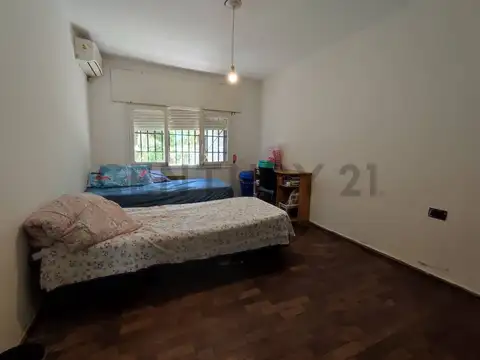 Pasaje Domingo Funes 400, Piso 0