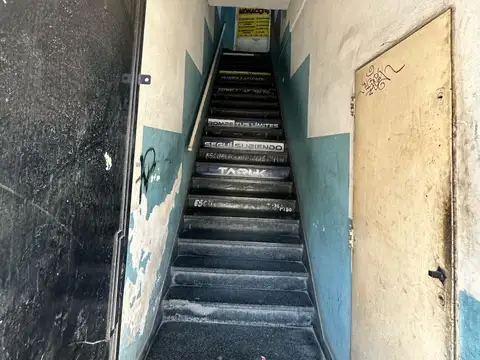 Local - Venta - Argentina, La Matanza - CNEL. P. MURGUIONDO 2996