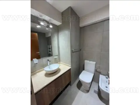 Departamento 3 ambientes con 2 baños