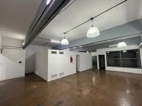 VENTA LOCAL 240 M2 MORON