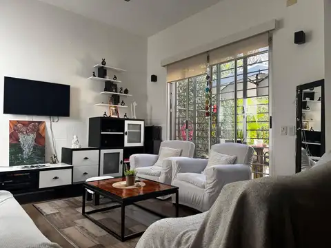 Depto Tipo Casa en Venta de 3 dormitorios