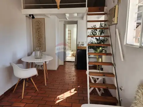 Depto Tipo Casa en Venta de 2 ambientes
