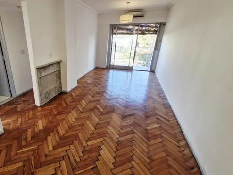 ALQUILER - DEPARTAMENTO 3 AMBIENTES - BALCON - A METROS  DE AV. RIVADAVIA