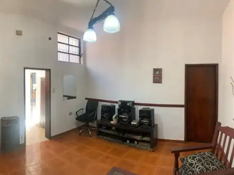 Depto Tipo Casa en Venta en Lanús Oeste, USD 49.000