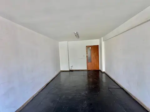 Oficina en alquiler ambiente balvanera luminosa