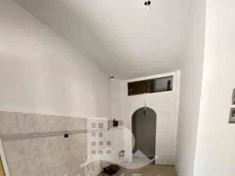 Local en Venta en Bernal, USD 55.000