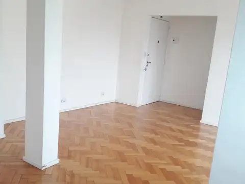Departamento en Alquiler en Recoleta, $ 900.000