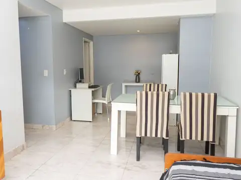 DEPARTA EN VENTA ALMAGRO 3 AMBIENTES PATIO COCHERA