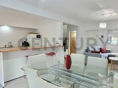 Casa en venta en La Plata tipo duplex 2 dormitorios