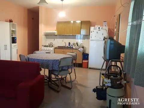 Casa 120m2 cub. con pileta