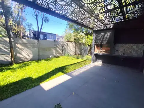 Casa en Venta en Barrio Parque Leloir, USD 275.000