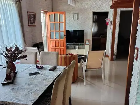 CASA AL FONDO, LOCALES Y DEPTO.PTA.ALTA, IDEAL INVERSORES