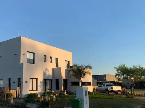 CASA EN VENTA BARRIO EL ENSUEÑO
