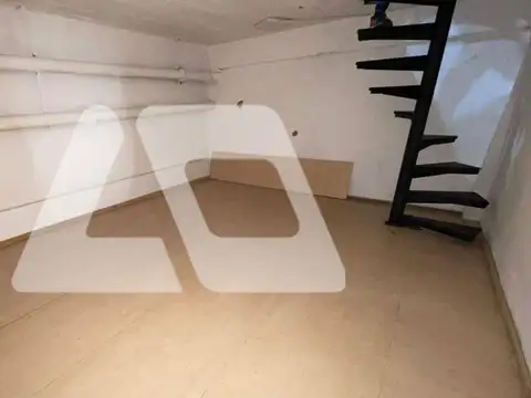 Local en Alquiler en Lanús, $ 330.000
