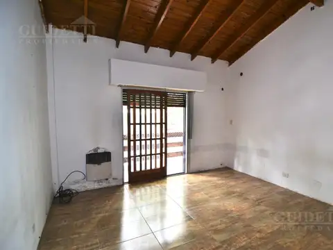 PH 2 ambientes con balcón al frente - Villa Luro