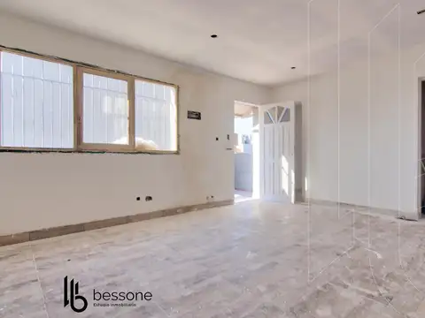 Depto Tipo Casa en Venta de 1 dormitorio